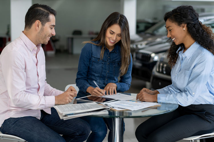 Hispanic Marketing for Car Dealers