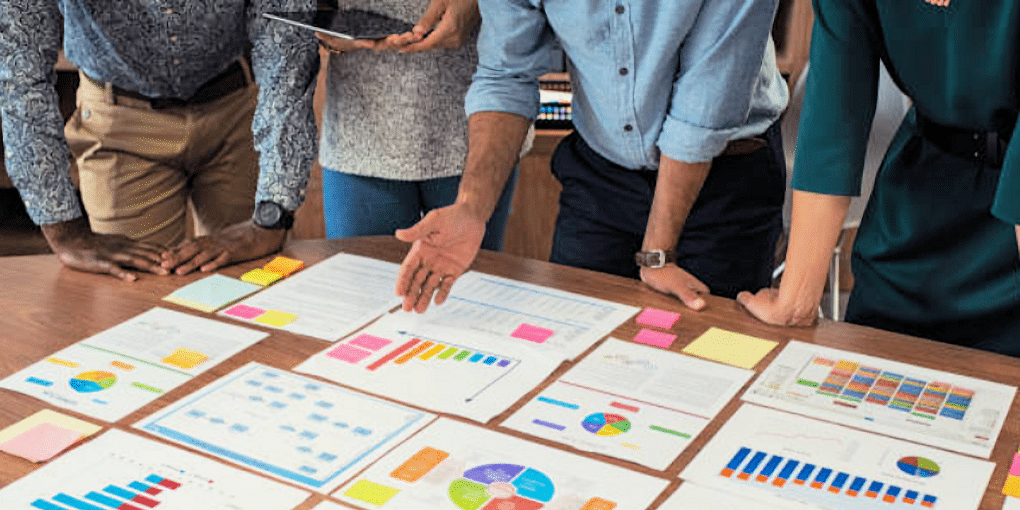 Social Media and Hispanic Car Buyers